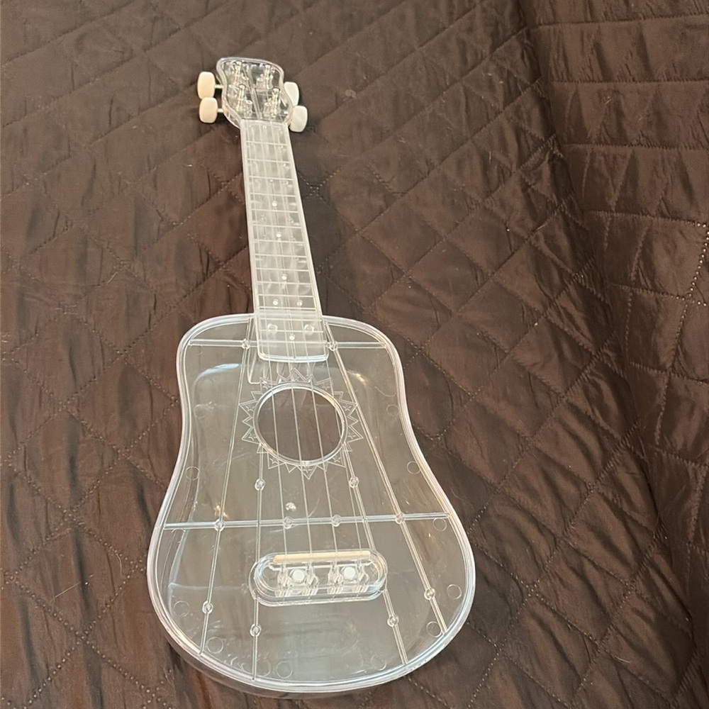 Amahi Soprano Clear Transparent Acoustic Ukulele including bag for free